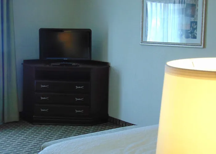 Hampton Inn & Suites Cleveland-Mentor