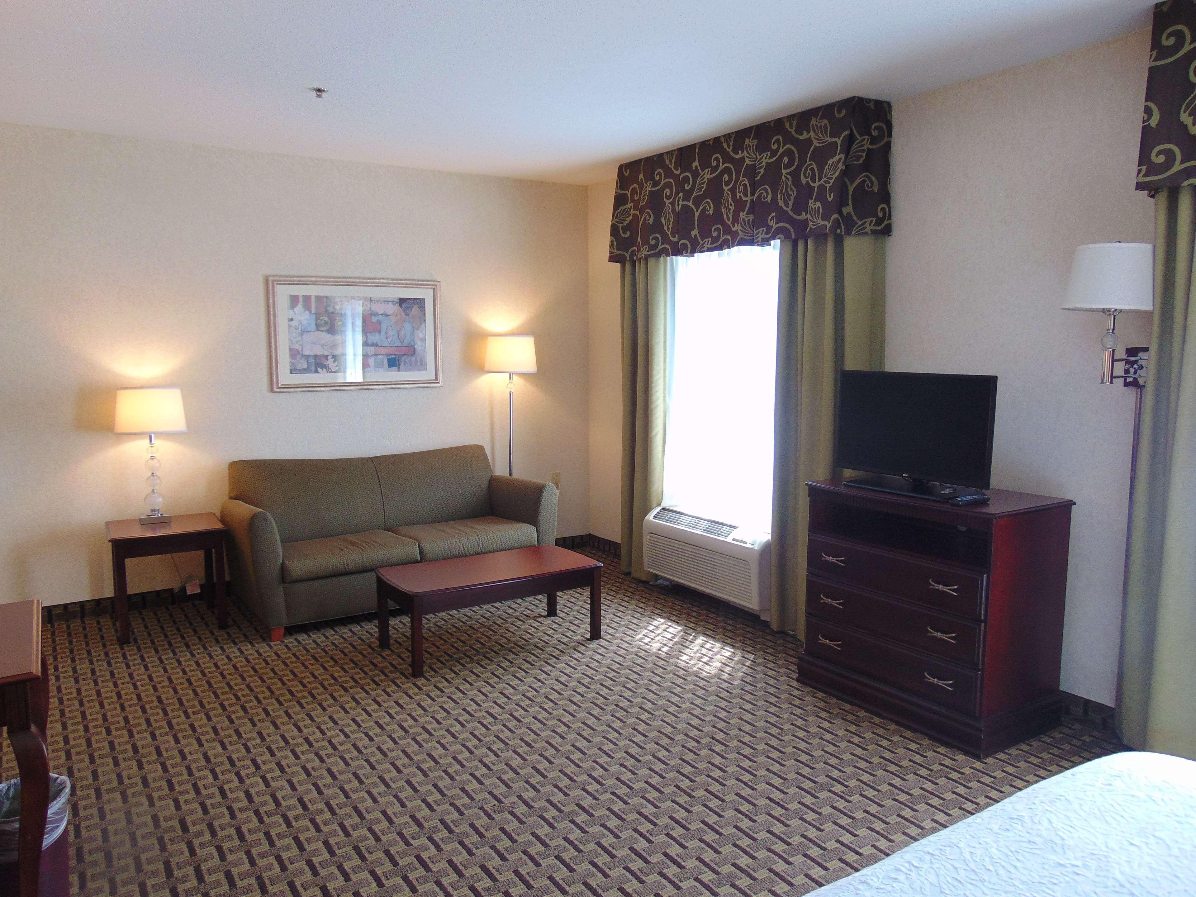 Hotel Hampton & Cleveland-mentor