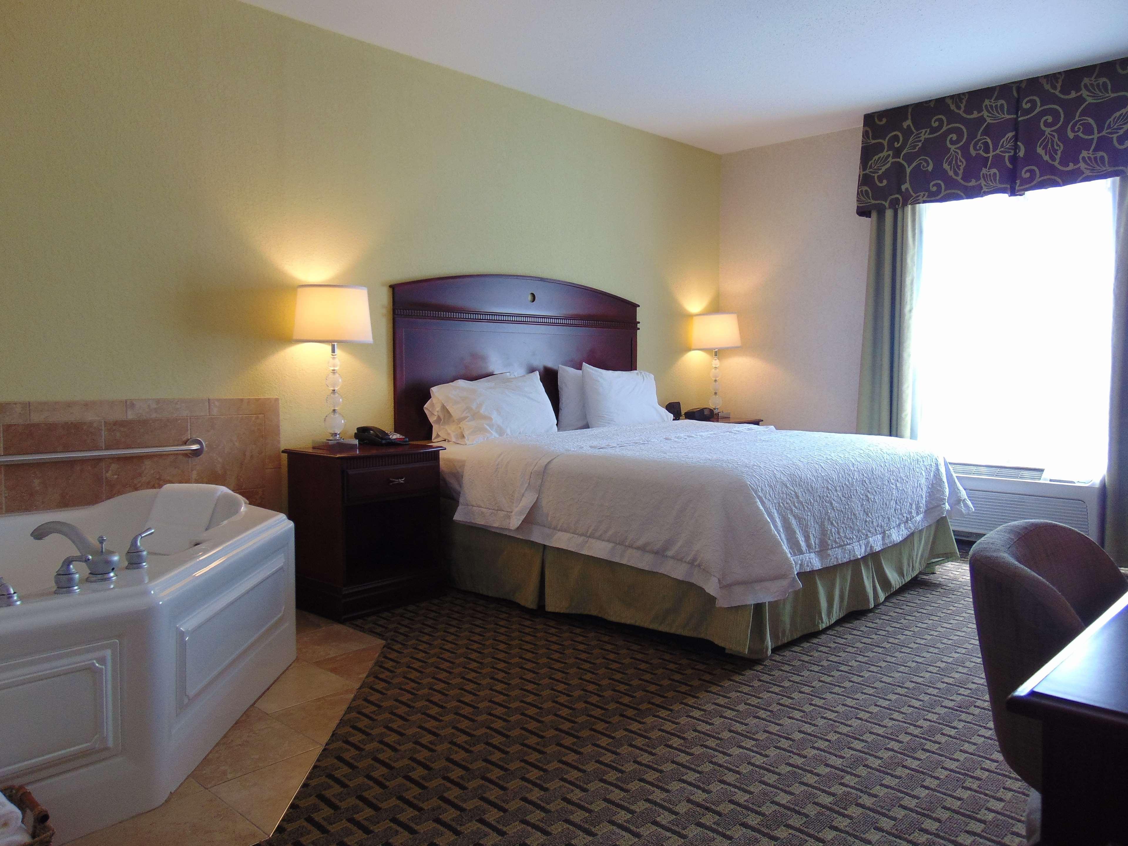 Hampton & Cleveland-mentor Hotel Mentor