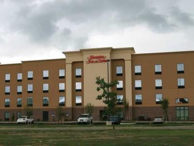 Hotel Hampton & Cleveland-mentor 3*